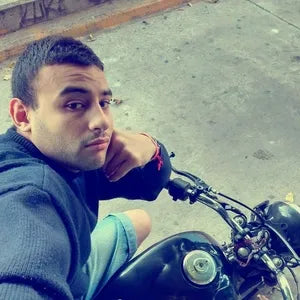 Andrés<em> Camilo</em>